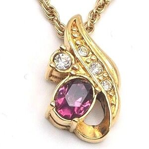 Vintage Avon Goldtone Chain and Pendant Purple and Clear Rhinestones Necklace